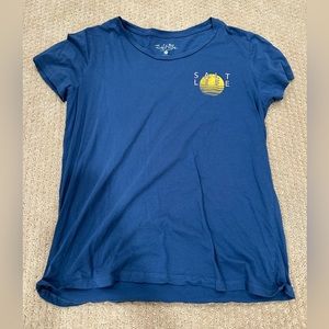 CUTE AND COMFY TSHIRT!